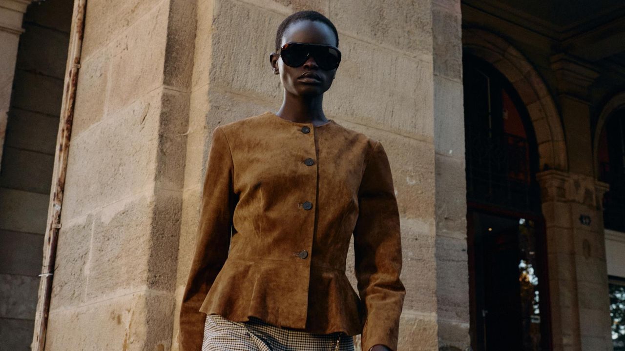 Найстильніші новинки Zara цього тижня: вечірні сукні, кардигани та трендові жакети - APRIL Journal - 1